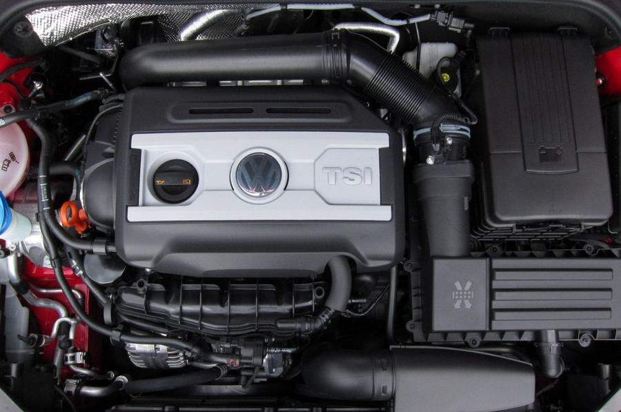  Volkswagen Jetta GLI 2012 года  (фото 31 из 49)